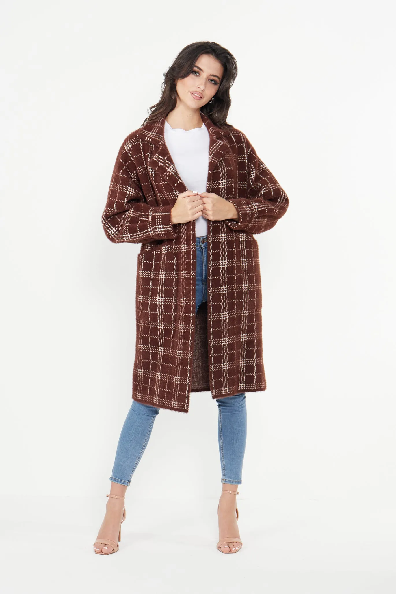 Soft and Fluffy Angeleye Coat with Luxurious Texture