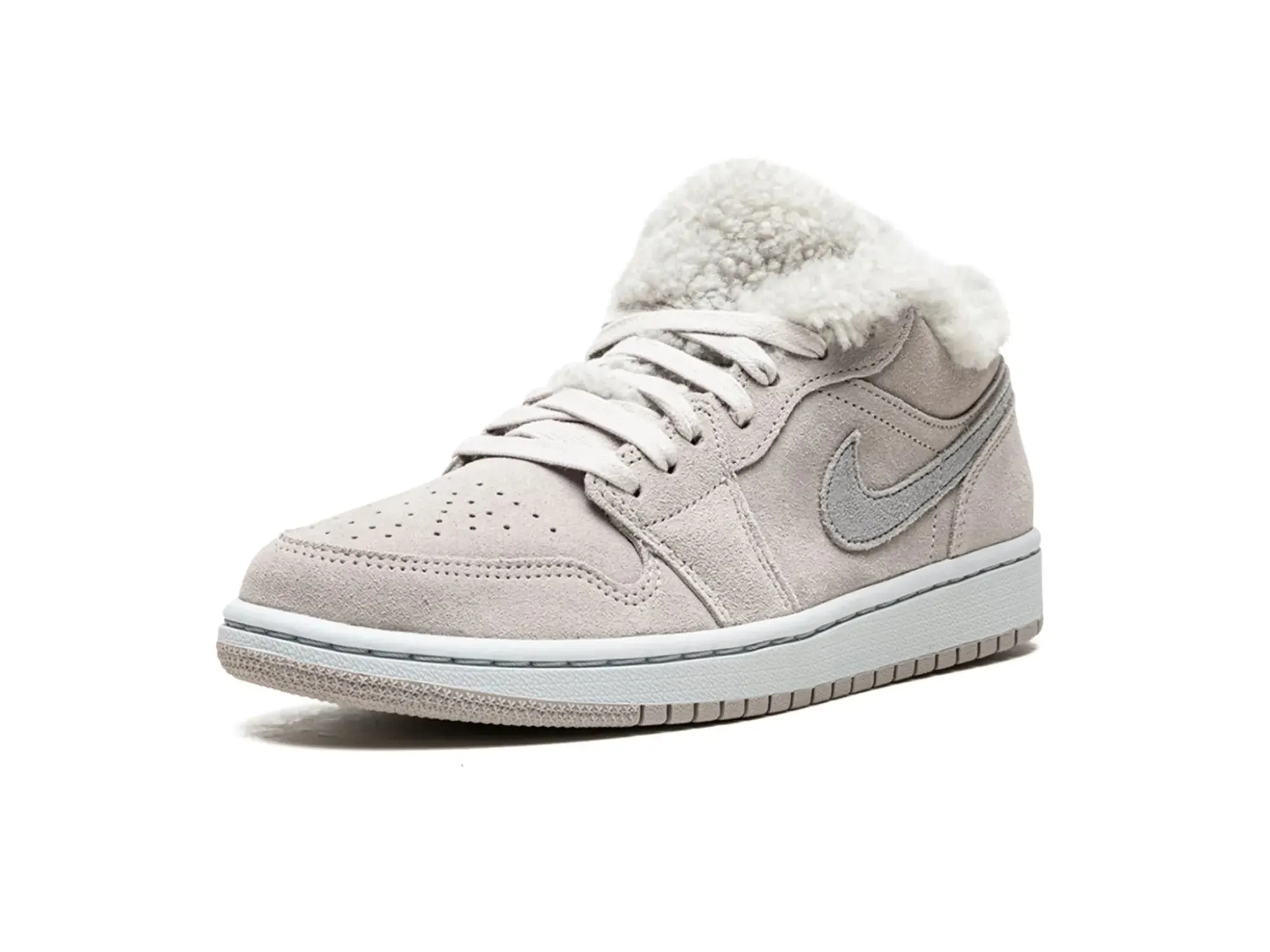 Nike Air Jordan 1 Low SE "Sherpa Fleece"