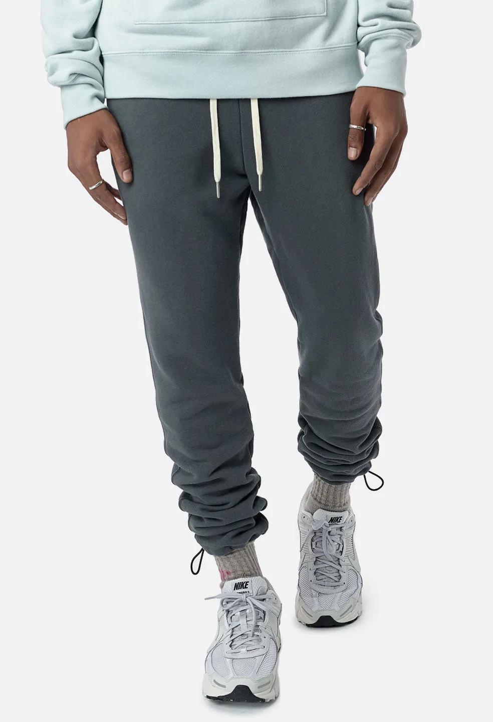 Sochi Sweatpants / Carbon