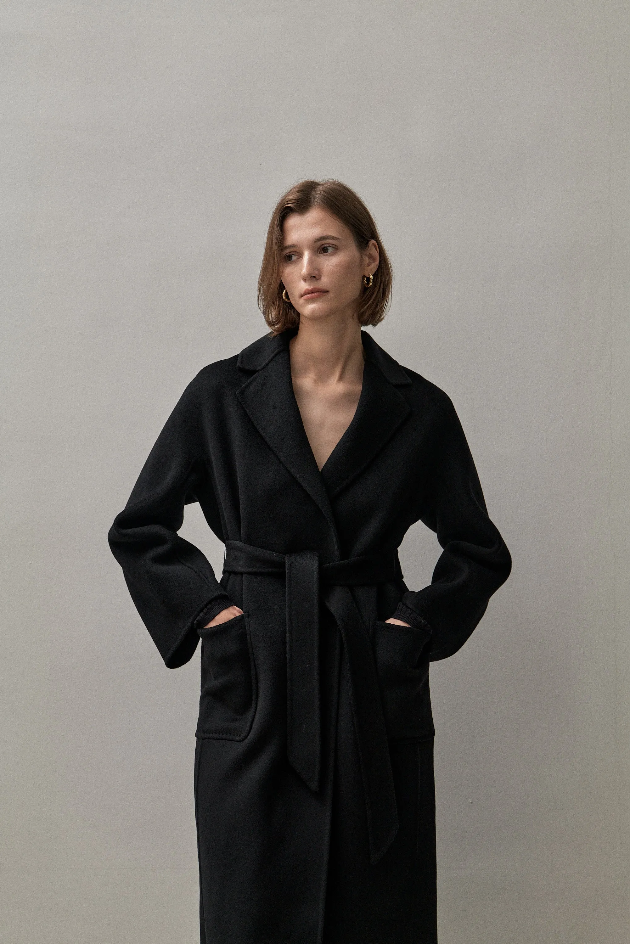 THE CLASSIC COAT - BLACK